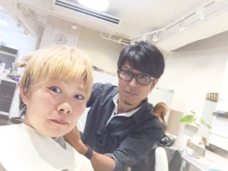 金髪ボーイッシュなショートスタイルは美容師に多い!