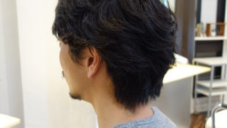 メンズもパーマで楽しみながら髪を伸ばそう!