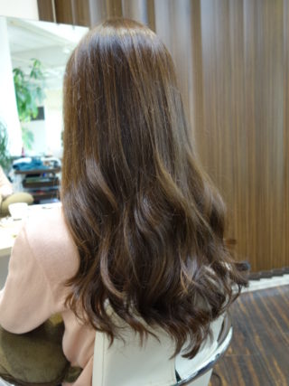 ロングヘアこそ ひき算のヘアケアで差がでます!