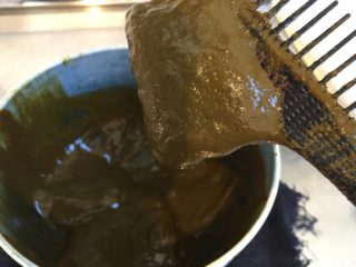 ハナヘナのプルプルは新鮮な証です