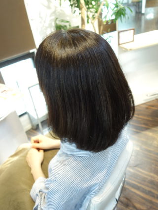 毛先がピンピンしない自然なストレートパーマってどんなの?