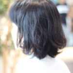 流行じゃないあなたに合うヘアスタイルをしませんか?