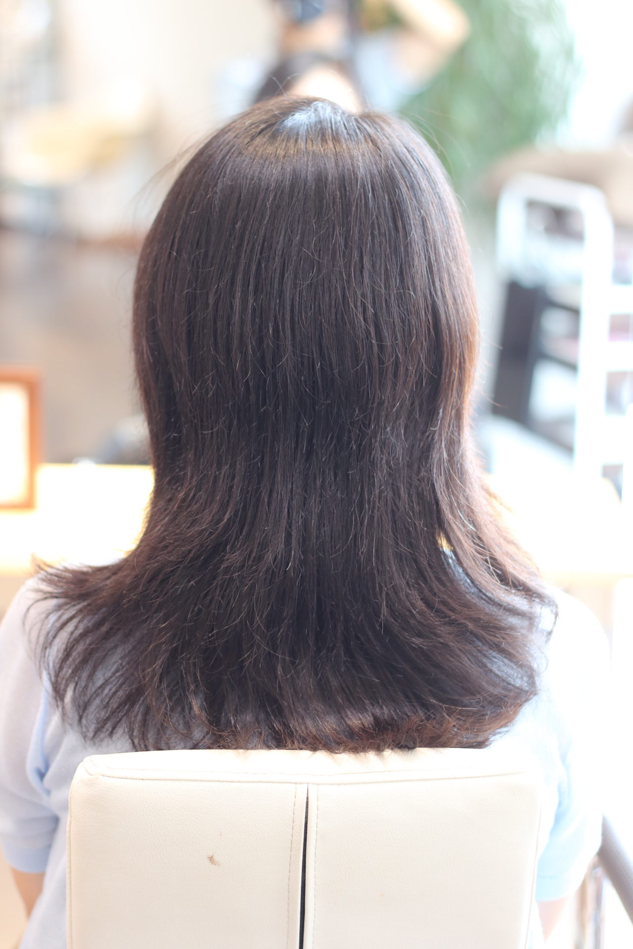 髪をすかないで下さいと言ってるのにすくアホ美容師の見分け方 本物の天然100 へナのハナヘナで 5歳のツヤ髪を 髪と頭皮を傷めない白髪染め 髪 が多い くせ毛の悩みも解消する美容室arche 神戸 大阪